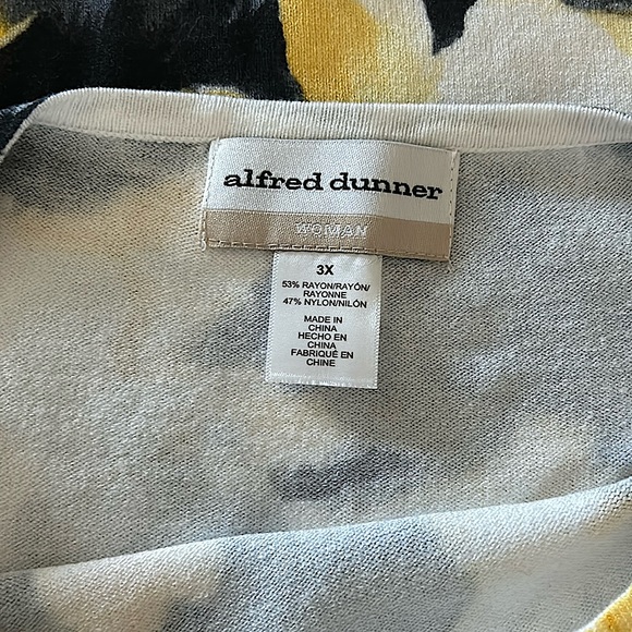 Alfred Dunner Yellow/Grey Floral Jeweled 3/4 Sleeve Sweater Shirt Top **Sz 3X** - Picture 6 of 6
